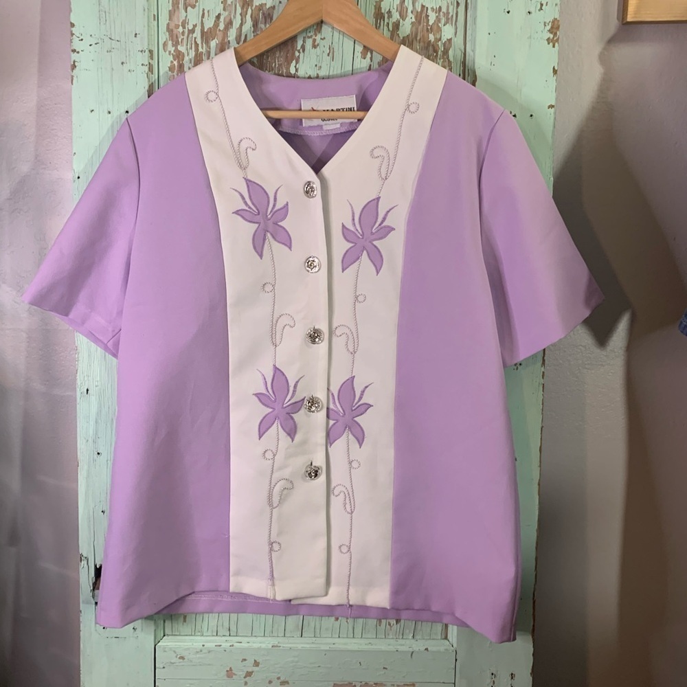 Women’s vintage purple and white button up blouse with floral embroidery